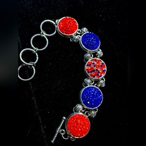 Women's bracelet